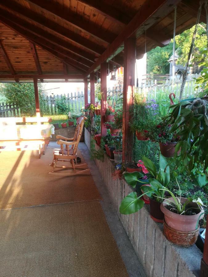 Apartmani Beslic Kremna Extérieur photo